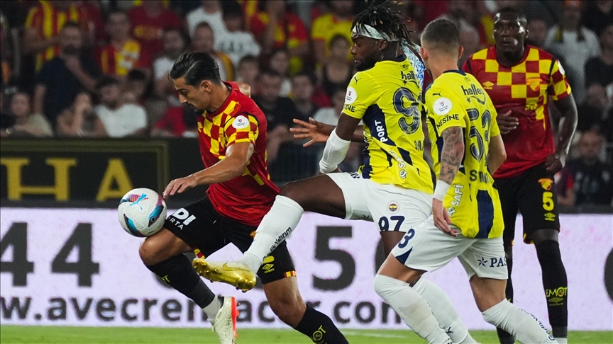 Göztepe karşısında 2-0’ı koruyamayan Fenerbahçe, İzmir’den 1 puanla dönüyor