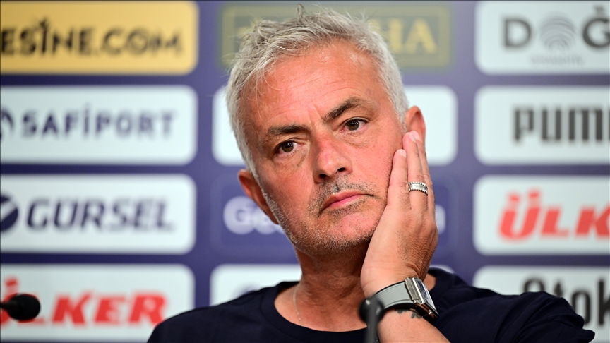 Mourinho yönetimindeki Fenerbahçe, İsmail Kartal döneminin uzağında kaldı